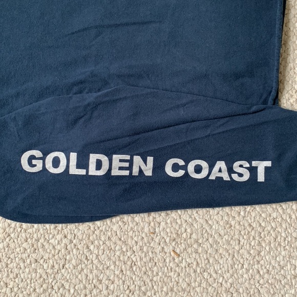 Brandy Melville NATIVES OF THE GOLDEN COAST Long-Sleeve Cropped T-Shirt - Picture 4 of 5
